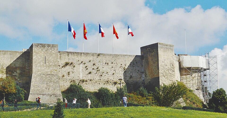 Caen, de l'abbaye au chateau